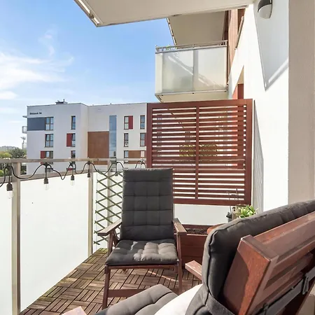 Comfortable Apartment With A Balcony & Parking Bydgoszcz Filmowa 1B By Heyrent *